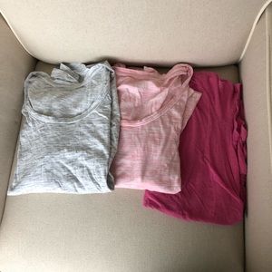 Maternity shirt bundle size M